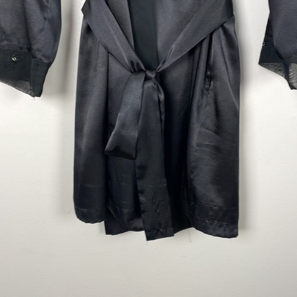 Morgan Taylor Intimates women robe size small satin black tie wrap - Picture 2 of 12